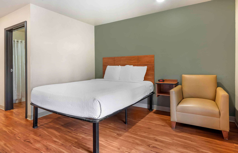 Bedroom 3, Extended Stay America Select Suites - Lake Worth, Palm Beach