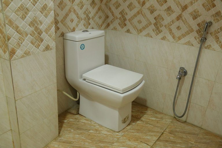 Bathroom 3, DIVYA LODGE & HOTEL ROOMS, Ranga Reddy