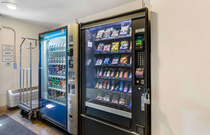 Food & Drinks 5, Extended Stay America Select Suites - Akron - South, Summit