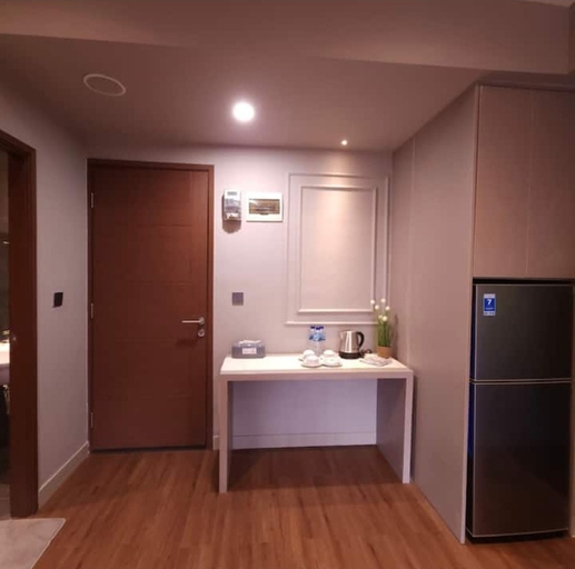 Dining Room, Sudirman Suites Apartemen by You Home, Bandung