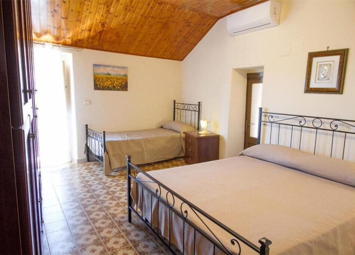 Bedroom 4, Etna Dimora dei Saponari, Catania