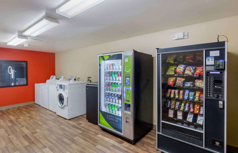 Food & Drinks 5, Extended Stay America Select Suites Fayetteville Owen Dr, Cumberland