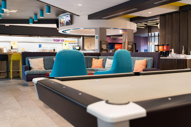Food & Drinks 5, Tru by Hilton Greensboro Lake Oconee, Greene