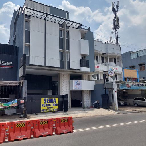 Exterior & Views 2, Hotel Rumah Gaharu, Bandung