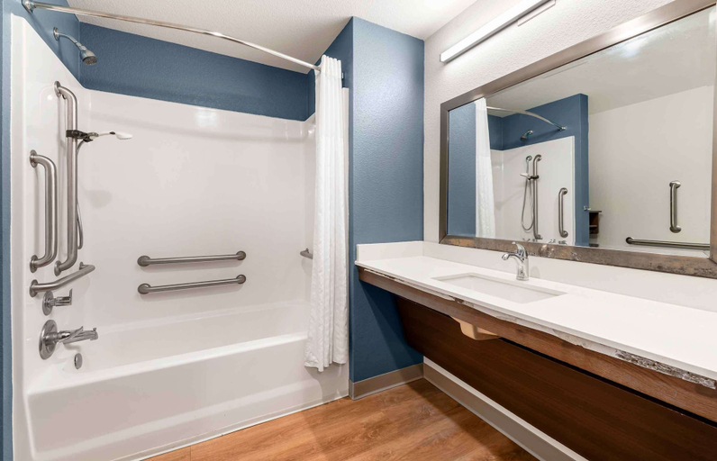Bathroom 4, Extended Stay America Suites - St Paul - Woodbury, Washington