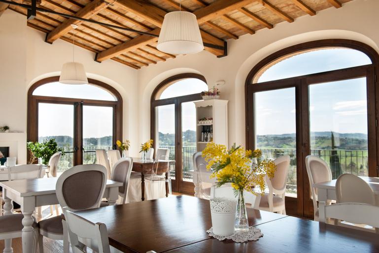 Food & Drinks 1, Villa Coralia, Ancona
