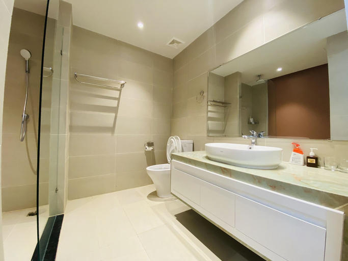 Bathroom 3, Nha Trang Bay Apartment, Nha Trang