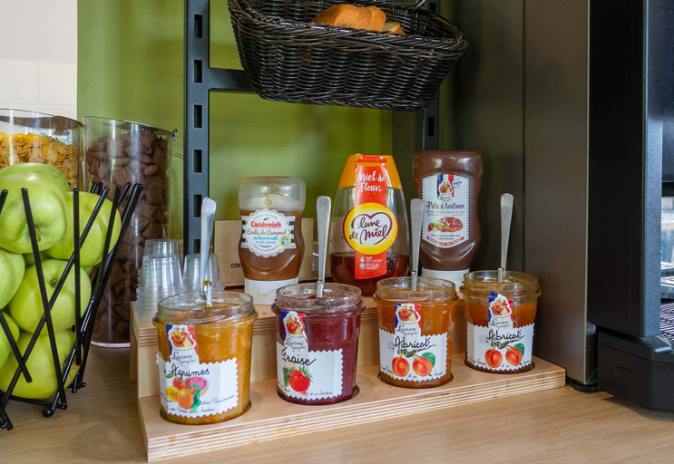 Food & Drinks 5, B&B HOTEL Strasbourg Nord Artisans, Bas-Rhin