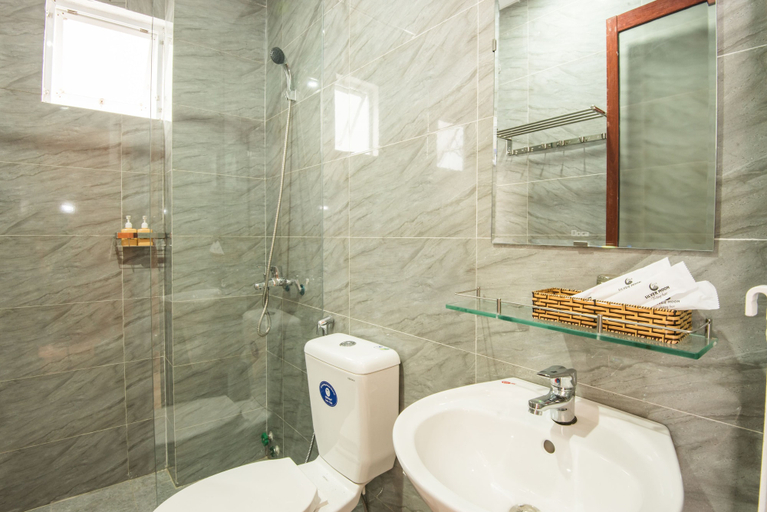 Bathroom 4, Silver Moon Villa Hoi An, Da Nang