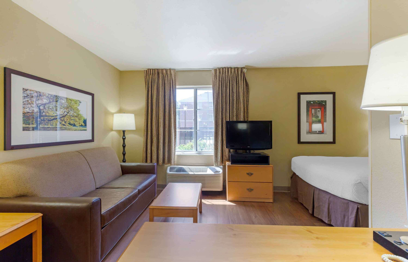 Bedroom 3, Extended Stay America Suites Boston Woburn, Middlesex