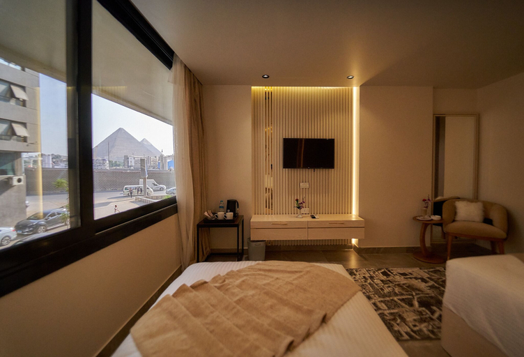 Bedroom 4, Gold's Pyramids Hotel, Al-Ahram