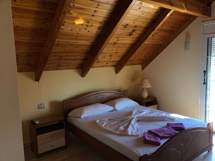 Bedroom 2, Hotel OREKLE, Gjirokastrës