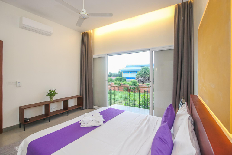 Bedroom 2, Spacious One Bedroom Apartment- Home like setting , Siem Reap