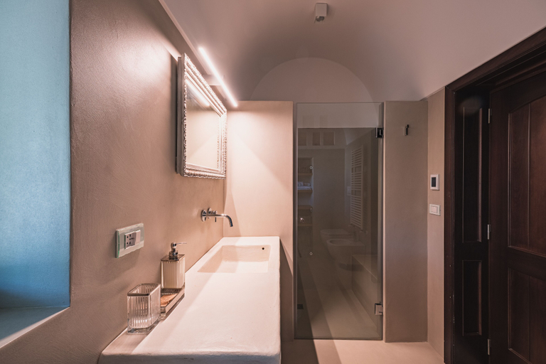 Bathroom 5, Masseria Minetta, Brindisi