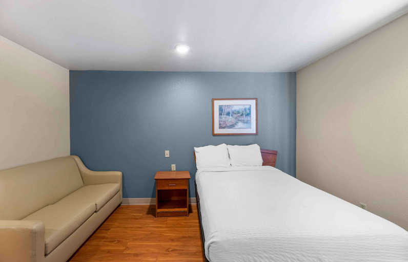Bedroom 3, Extended Stay America Select Suites - Lubbock - South, Lubbock