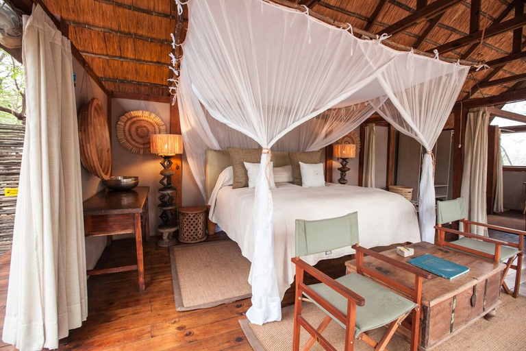 Bedroom 3, Sindabezi Island Camp, Livingstone