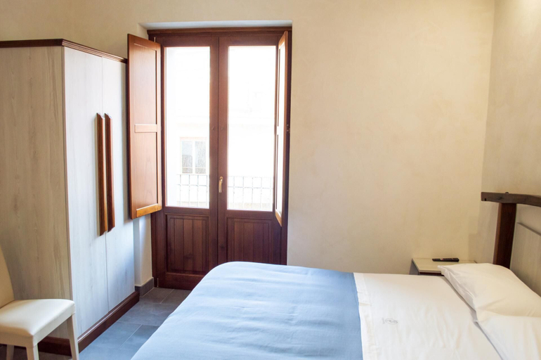 Bedroom 2, Palazzo Iaquinta - Rooms & Restaurant, Salerno