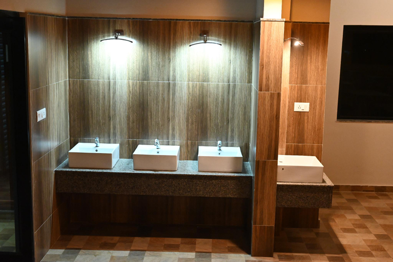Bathroom, CHIRAG DEEP BANQUET HALL AND LODGING, Jalpaiguri
