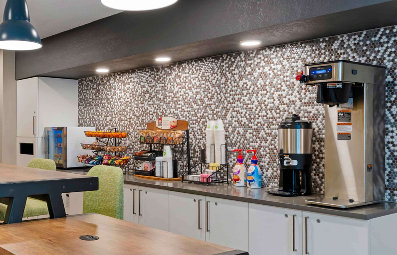 Food & Drinks 5, Extended Stay America Miami - Coral Gables, Miami-Dade