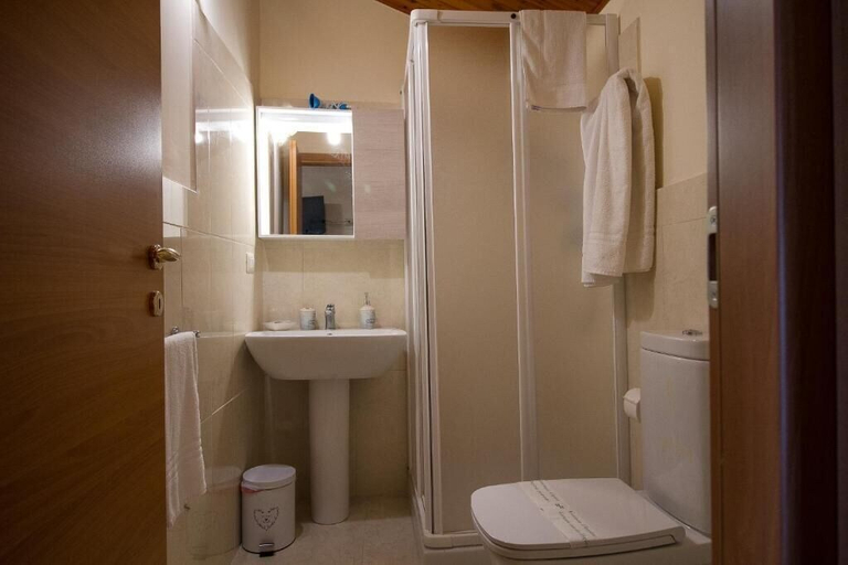 Bathroom 5, Etna Dimora dei Saponari, Catania