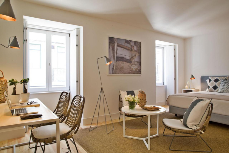 Public Area 2, Lisbon Five Stars Apartments Combro 77, Lisbon