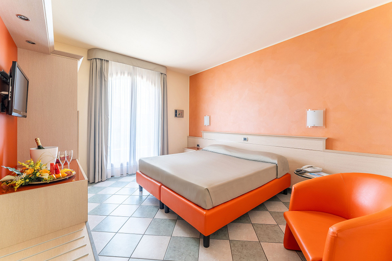 Bedroom 3, Hotel Villa Elena, Teramo