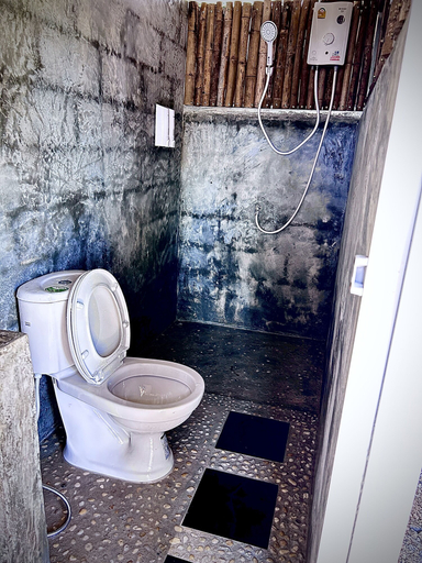 Bathroom, PJ Kingdom Camps, Muang Buri Ram