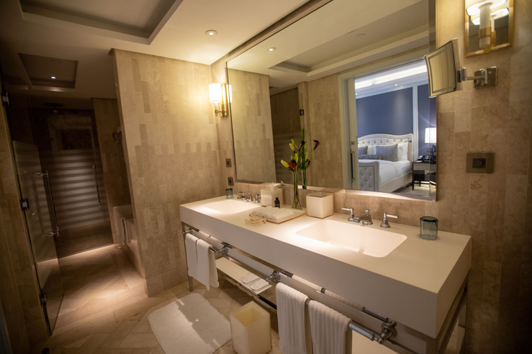 Bathroom 5, Fairmont Amman, Wadi Essier