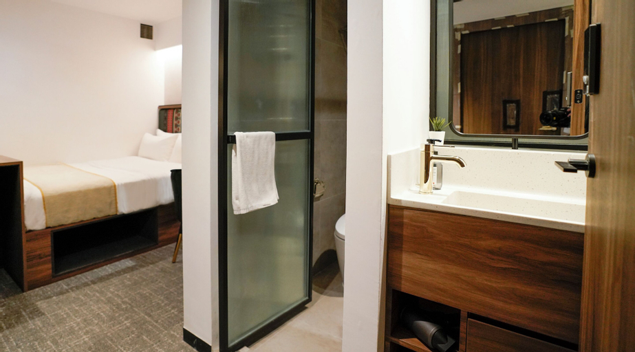 Bathroom 19