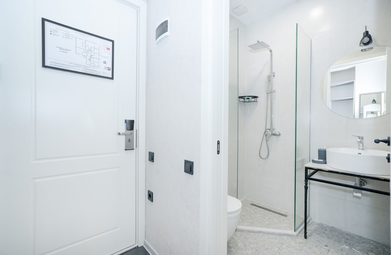 Bathroom 3, Hotel Best Tbilisi, Tbilisi