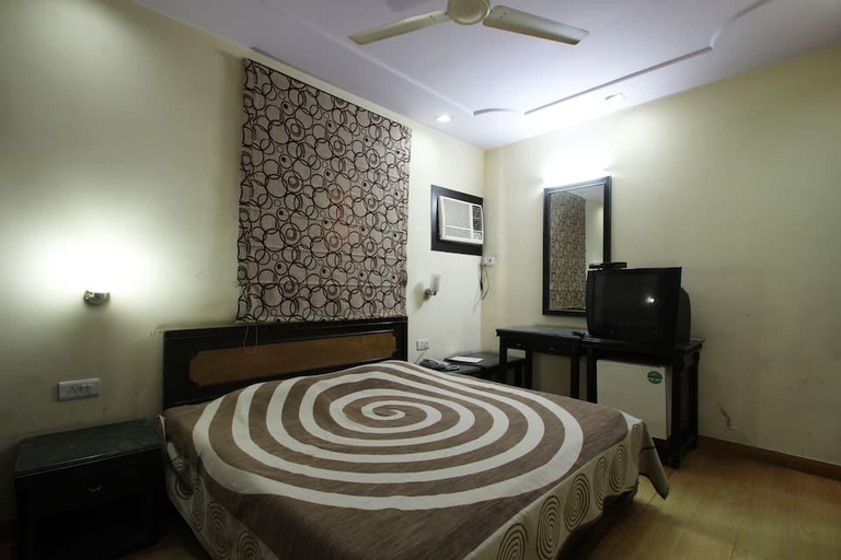 Bedroom 3, Hotel Sanca International Patel Nagar Delhi , West