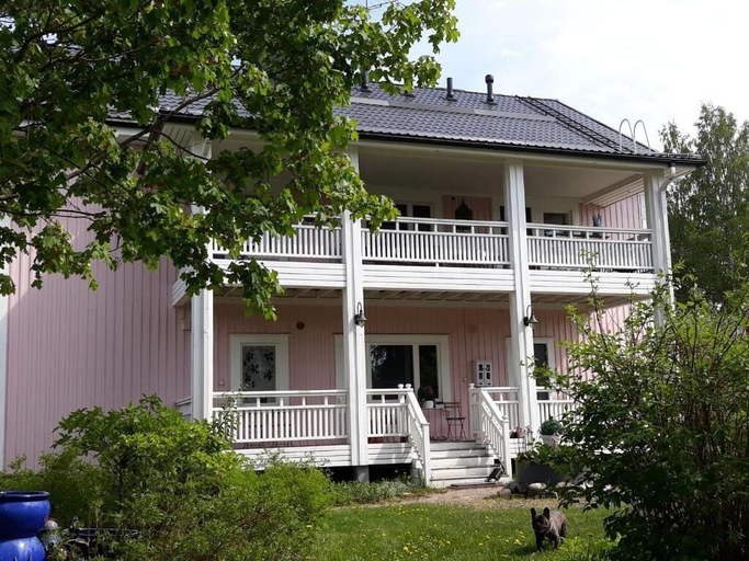 Exterior & Views 2, Wanhan neuvolan majatalo, Southern Savonia