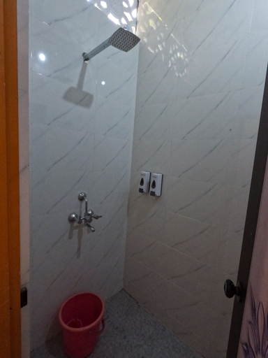 Bathroom 5, Coco Hostel, South Goa