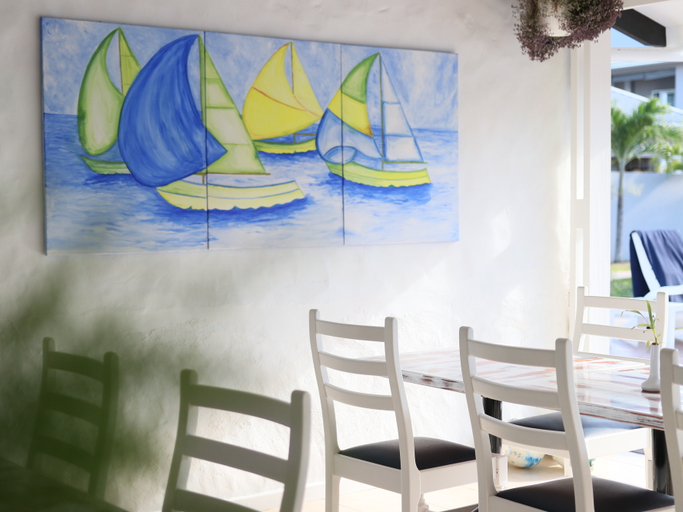 Food & Drinks 4, Residence Argine