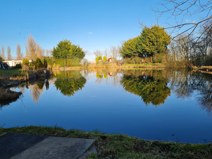 Others 4, Green Haven, Lincolnshire