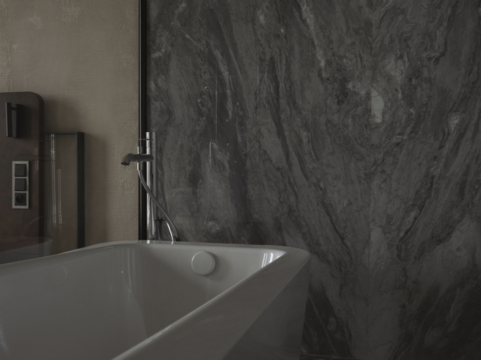 Bathroom 9