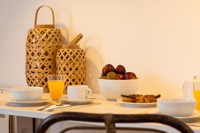 Food & Drinks 5, Lisbon Five Stars Apartments Combro 77, Lisbon