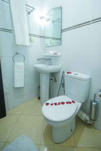Bathroom 4, Hotel El Hadna, Marrakech