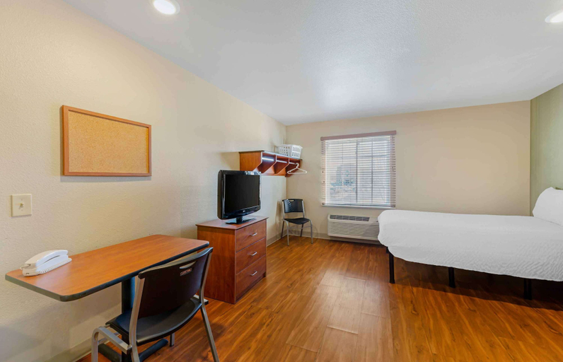Bedroom 3, Extended Stay America Select Suites - Cleveland - Mentor, Lake