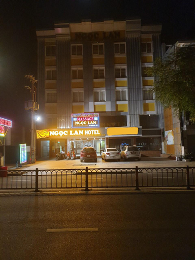 Ngoc Lan Hotel, District 10