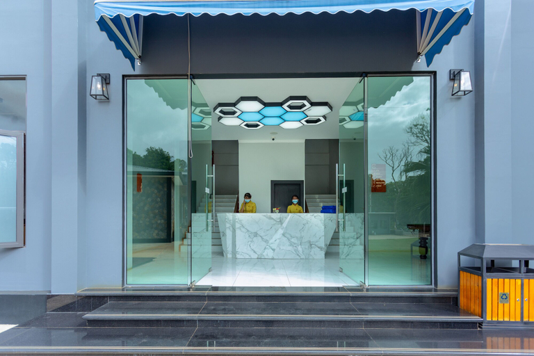 Exterior & Views, The Waiting Lodge Hotel Pyin Oo Lwin, Mandalay