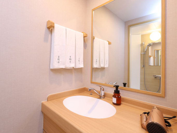 Bathroom 3, Beppu Hattou Onyado Nono Beppu, Beppu