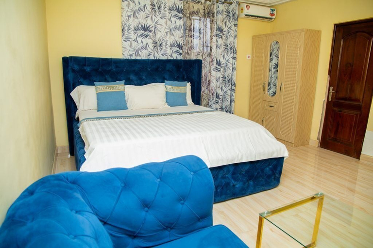 Bedroom 2, 689 Hotel & Apartment, Accra