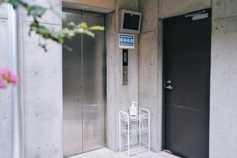 Others 4, Rest Kujo Apartment, Osaka