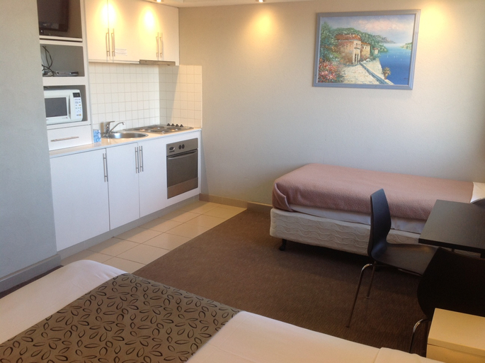 Bedroom 3, Econo Lodge Parkville Place, Melbourne