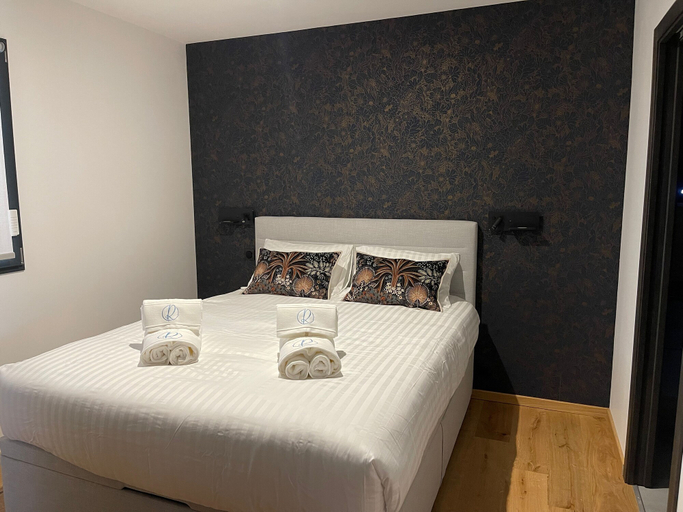 Bedroom 5, Les Restanques du Lac, Hautes-Alpes