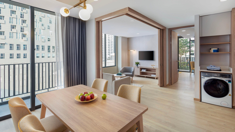 Dining Room 6