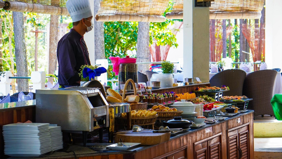 Food & Drinks 4, vKirirom Pine Resort, Kampong Seila