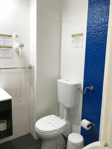 Bathroom 2