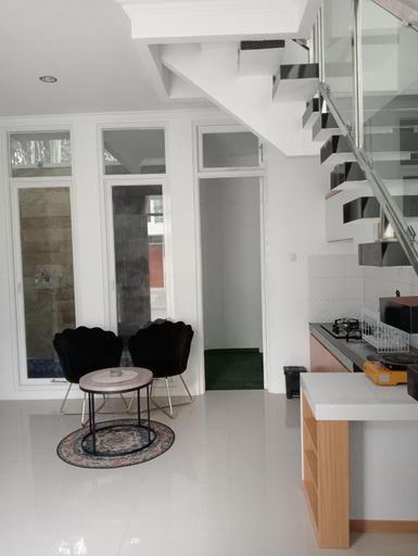 Others 3, Villa Permata Panderman , Malang